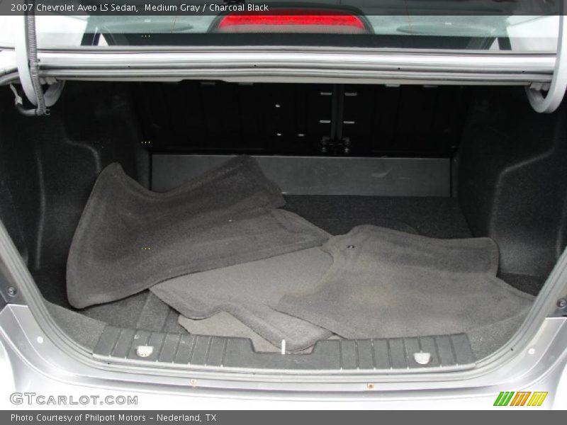 Medium Gray / Charcoal Black 2007 Chevrolet Aveo LS Sedan