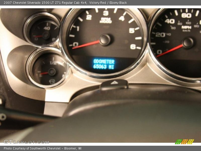 Victory Red / Ebony Black 2007 Chevrolet Silverado 1500 LT Z71 Regular Cab 4x4