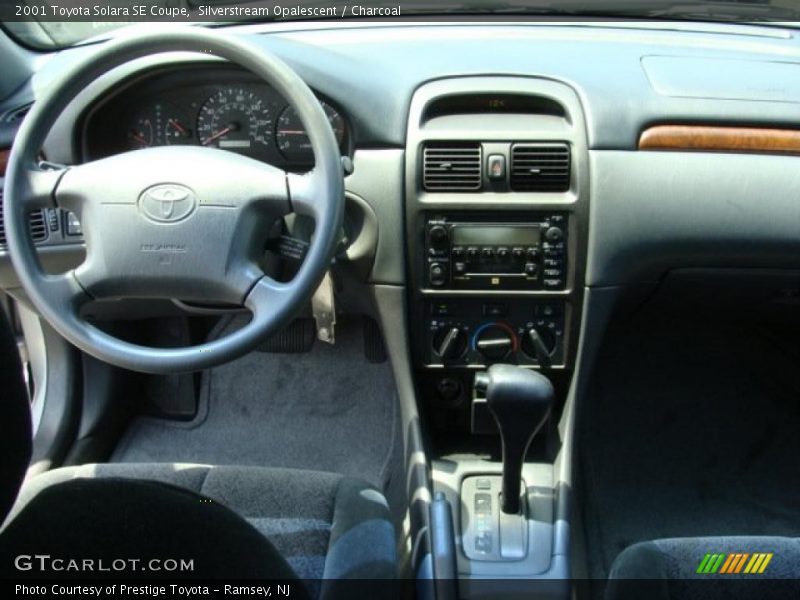 Silverstream Opalescent / Charcoal 2001 Toyota Solara SE Coupe