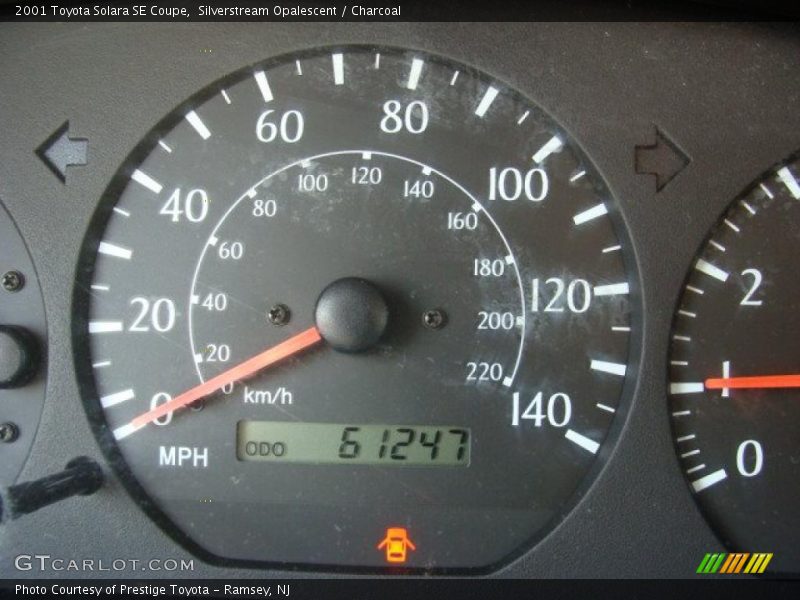 Silverstream Opalescent / Charcoal 2001 Toyota Solara SE Coupe