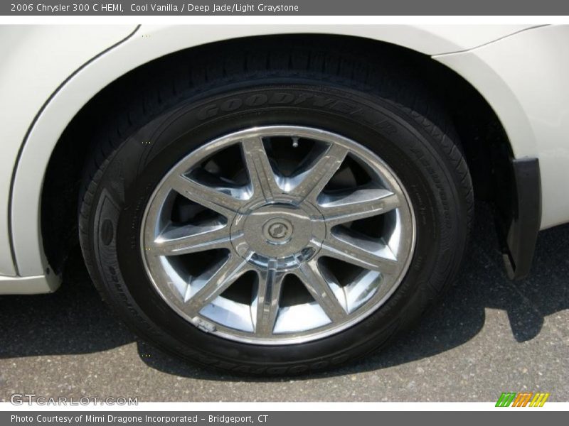 Cool Vanilla / Deep Jade/Light Graystone 2006 Chrysler 300 C HEMI