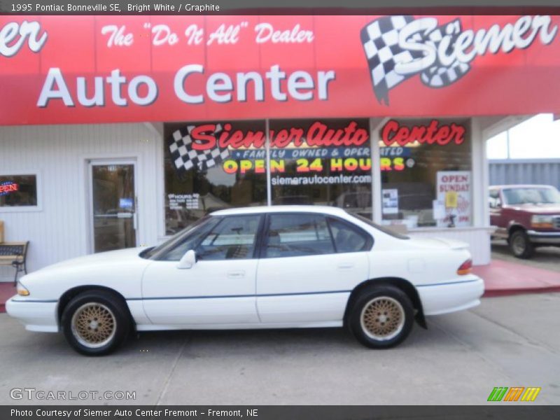 Bright White / Graphite 1995 Pontiac Bonneville SE