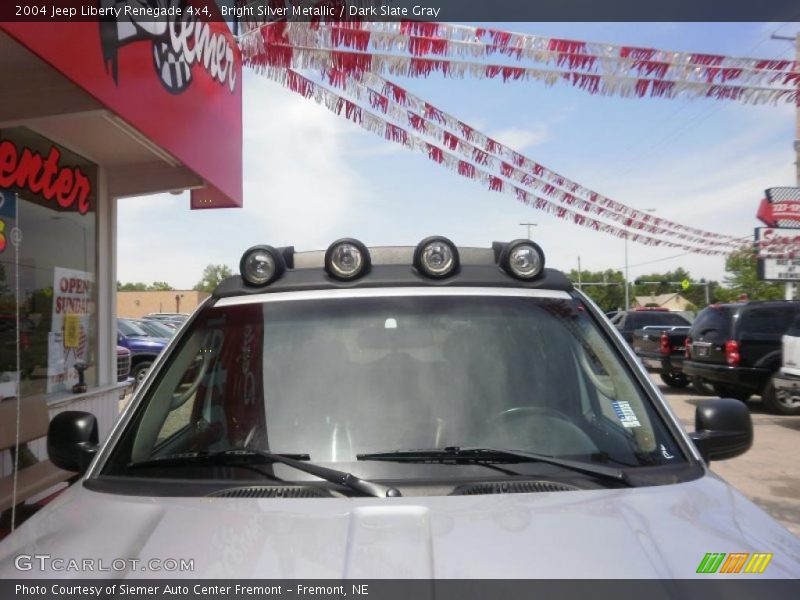 Bright Silver Metallic / Dark Slate Gray 2004 Jeep Liberty Renegade 4x4
