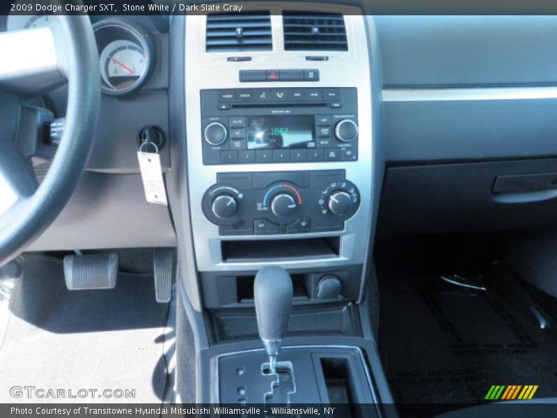 Stone White / Dark Slate Gray 2009 Dodge Charger SXT