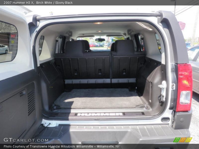 Birch White / Ebony Black 2007 Hummer H3 X