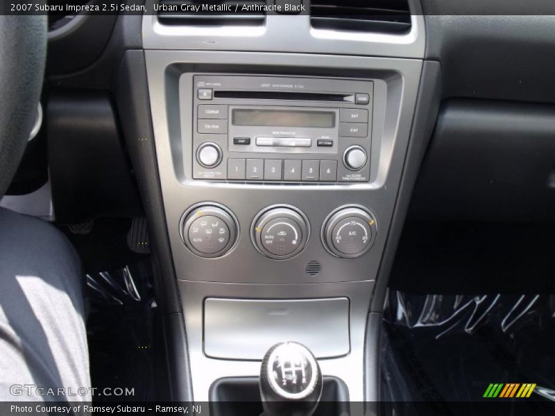 Urban Gray Metallic / Anthracite Black 2007 Subaru Impreza 2.5i Sedan
