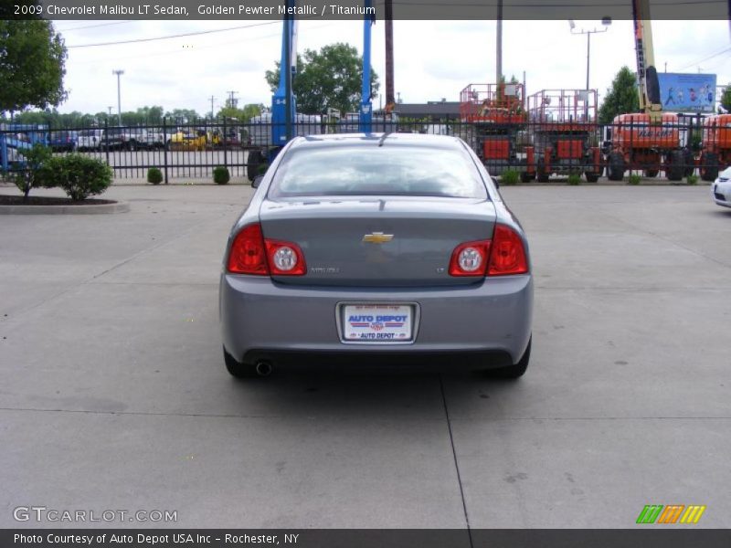 Golden Pewter Metallic / Titanium 2009 Chevrolet Malibu LT Sedan