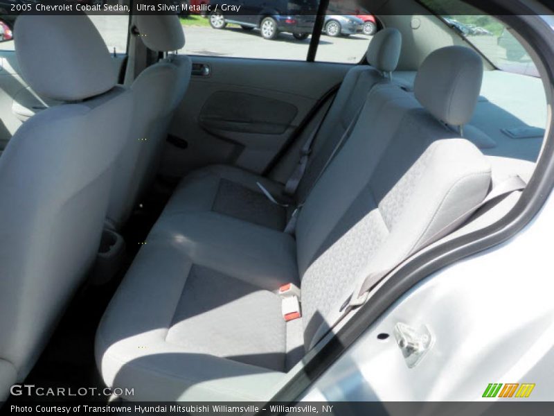 Ultra Silver Metallic / Gray 2005 Chevrolet Cobalt Sedan