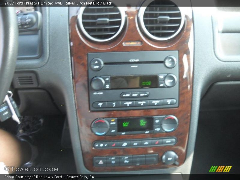 Silver Birch Metallic / Black 2007 Ford Freestyle Limited AWD