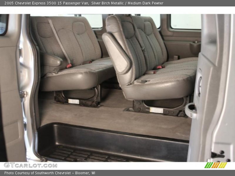 Silver Birch Metallic / Medium Dark Pewter 2005 Chevrolet Express 3500 15 Passenger Van