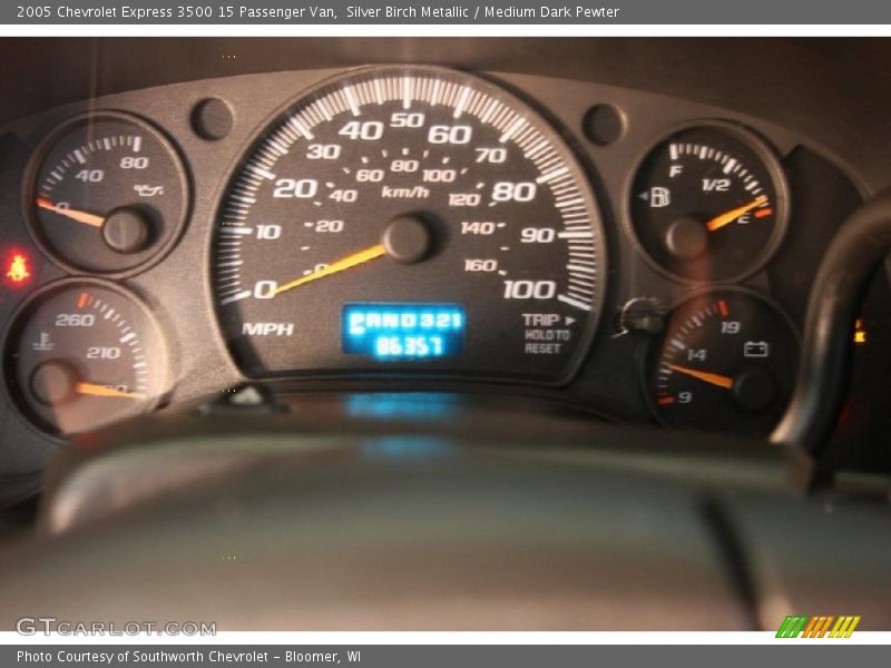 Silver Birch Metallic / Medium Dark Pewter 2005 Chevrolet Express 3500 15 Passenger Van