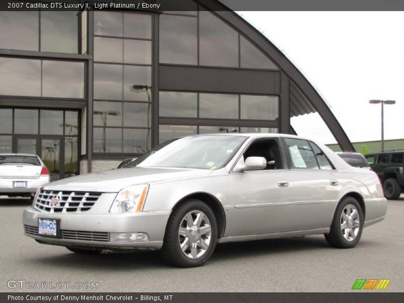 Light Platinum / Ebony 2007 Cadillac DTS Luxury II