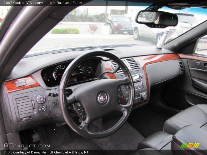 Light Platinum / Ebony 2007 Cadillac DTS Luxury II