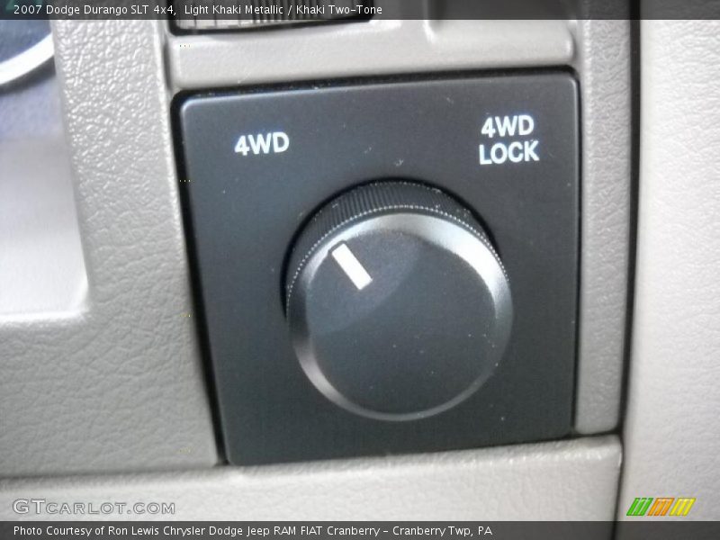 Light Khaki Metallic / Khaki Two-Tone 2007 Dodge Durango SLT 4x4