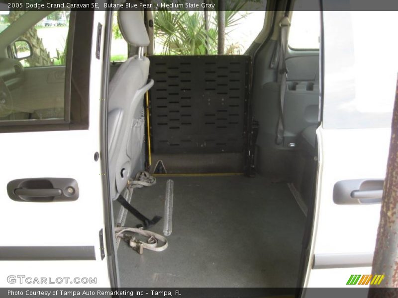 Butane Blue Pearl / Medium Slate Gray 2005 Dodge Grand Caravan SE