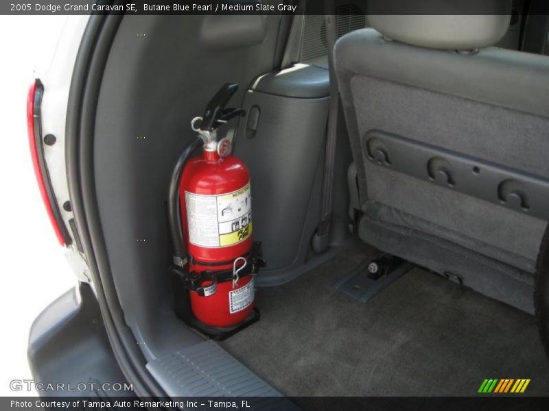Butane Blue Pearl / Medium Slate Gray 2005 Dodge Grand Caravan SE