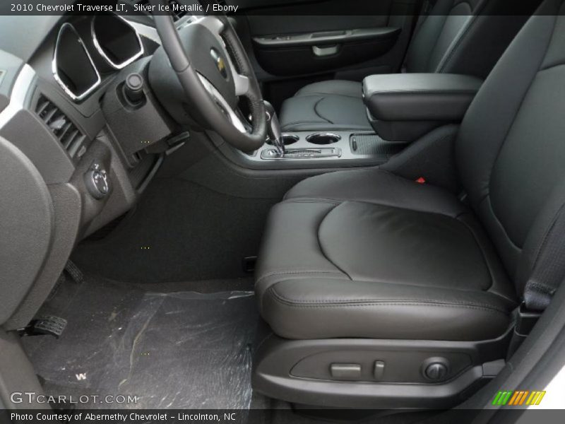 Silver Ice Metallic / Ebony 2010 Chevrolet Traverse LT