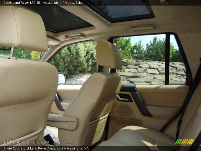 Alaska White / Alpaca Beige 2008 Land Rover LR2 SE