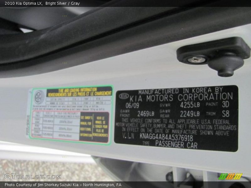 Bright Silver / Gray 2010 Kia Optima LX