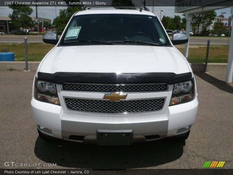 Summit White / Ebony 2007 Chevrolet Avalanche Z71 4WD