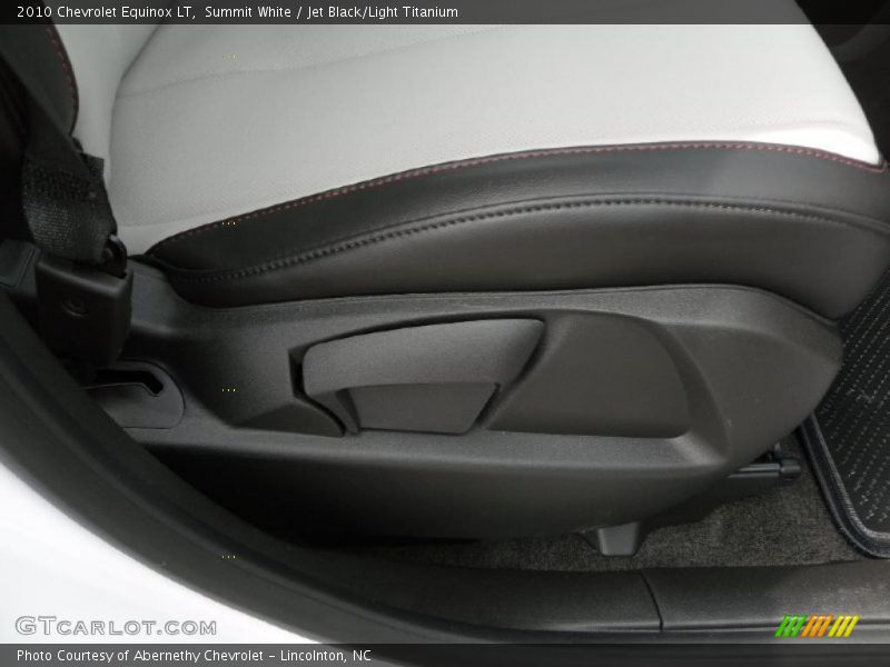 Summit White / Jet Black/Light Titanium 2010 Chevrolet Equinox LT