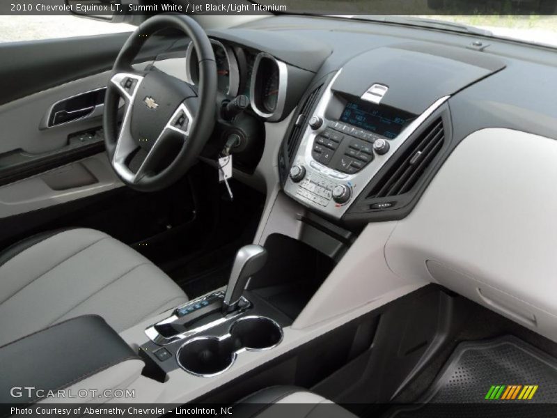 Summit White / Jet Black/Light Titanium 2010 Chevrolet Equinox LT