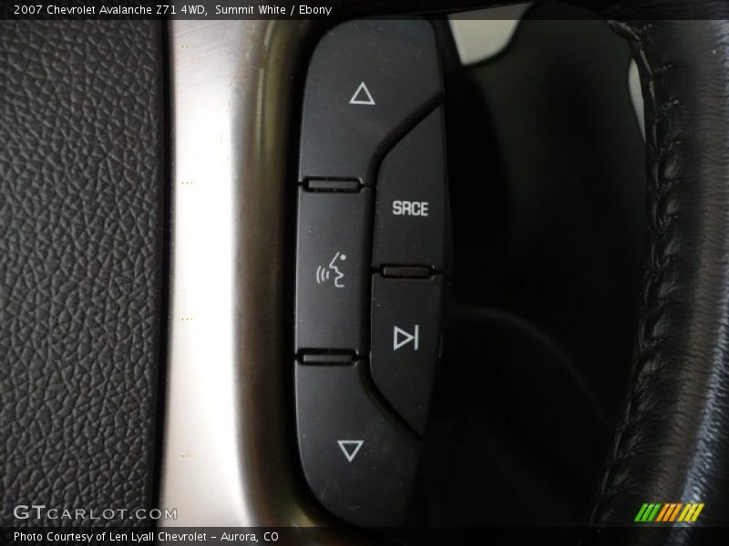 Summit White / Ebony 2007 Chevrolet Avalanche Z71 4WD
