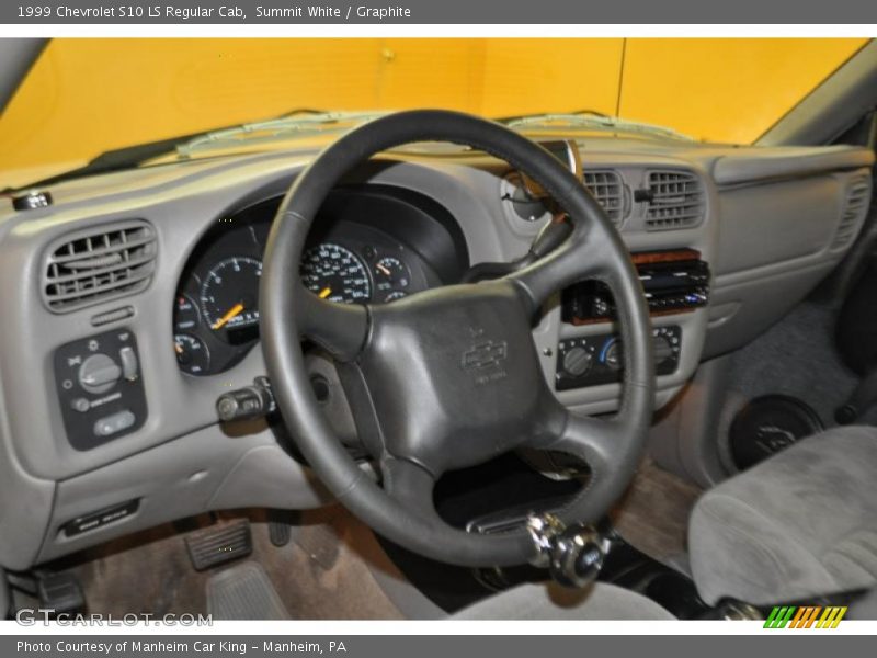Summit White / Graphite 1999 Chevrolet S10 LS Regular Cab