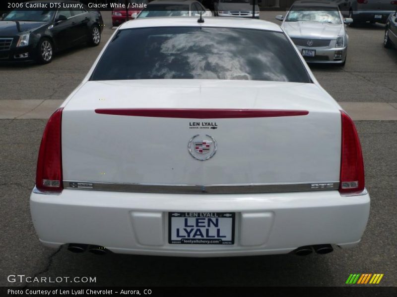 Glacier White / Shale 2006 Cadillac DTS Luxury