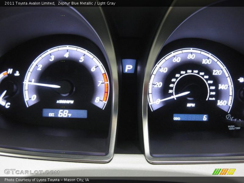 Zephyr Blue Metallic / Light Gray 2011 Toyota Avalon Limited