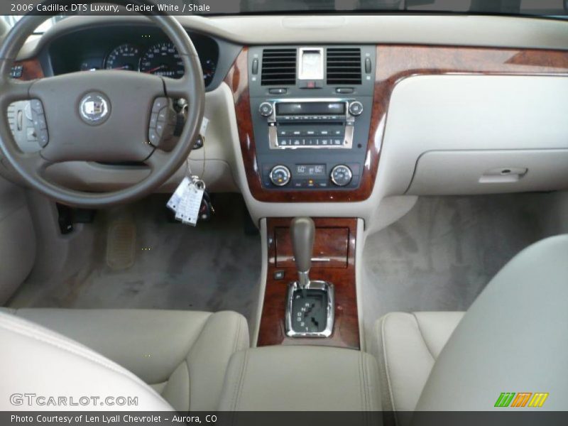 Glacier White / Shale 2006 Cadillac DTS Luxury