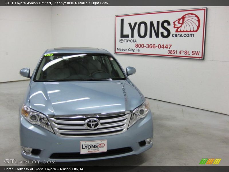 Zephyr Blue Metallic / Light Gray 2011 Toyota Avalon Limited
