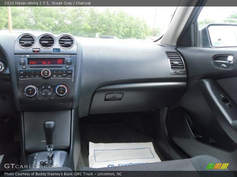 Ocean Gray / Charcoal 2010 Nissan Altima 2.5 S