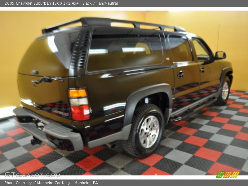 Black / Tan/Neutral 2005 Chevrolet Suburban 1500 Z71 4x4