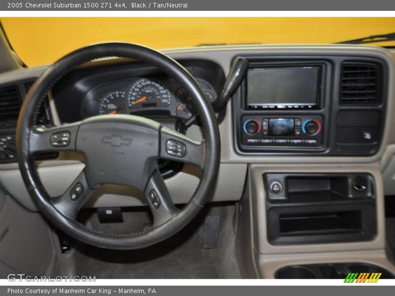 Black / Tan/Neutral 2005 Chevrolet Suburban 1500 Z71 4x4
