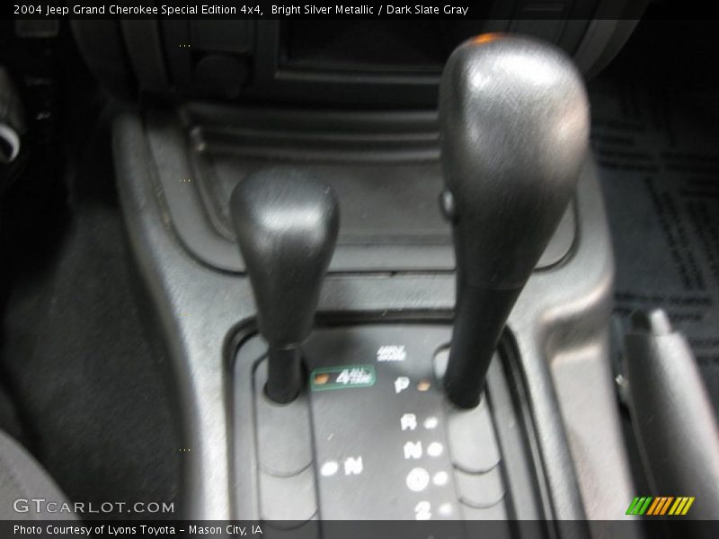 Bright Silver Metallic / Dark Slate Gray 2004 Jeep Grand Cherokee Special Edition 4x4