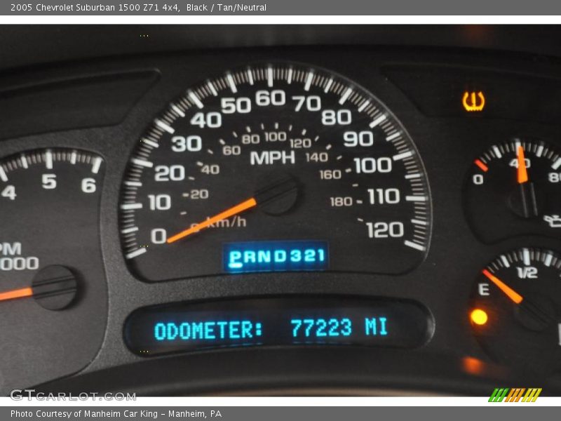 Black / Tan/Neutral 2005 Chevrolet Suburban 1500 Z71 4x4