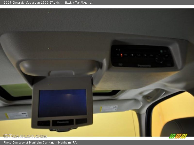 Black / Tan/Neutral 2005 Chevrolet Suburban 1500 Z71 4x4