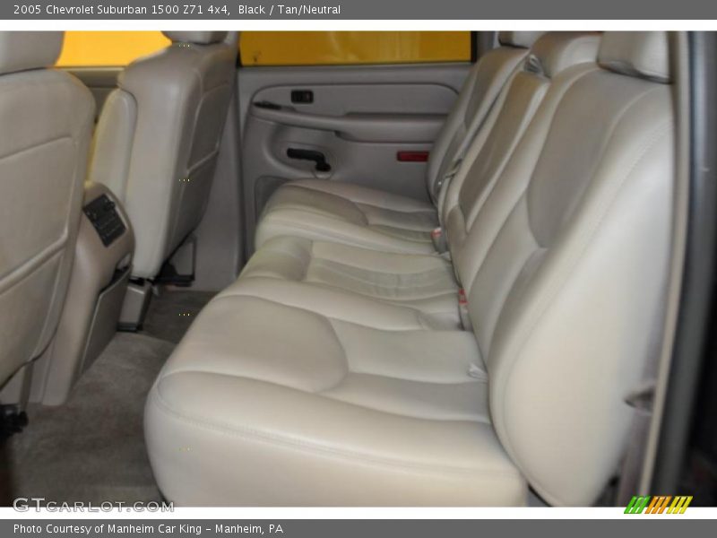 Black / Tan/Neutral 2005 Chevrolet Suburban 1500 Z71 4x4