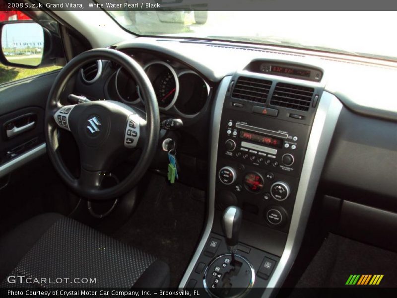 White Water Pearl / Black 2008 Suzuki Grand Vitara