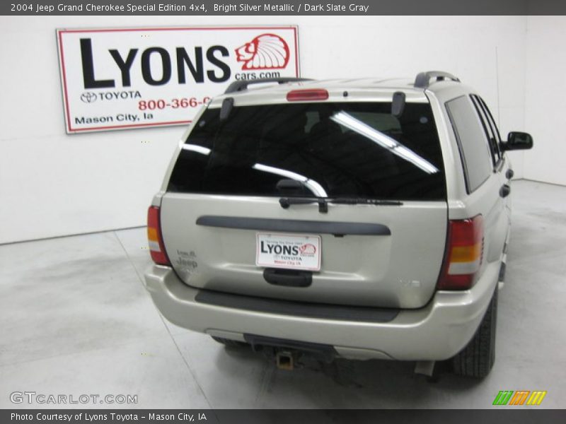 Bright Silver Metallic / Dark Slate Gray 2004 Jeep Grand Cherokee Special Edition 4x4