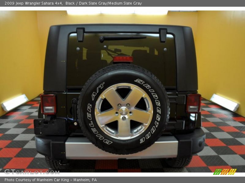 Black / Dark Slate Gray/Medium Slate Gray 2009 Jeep Wrangler Sahara 4x4