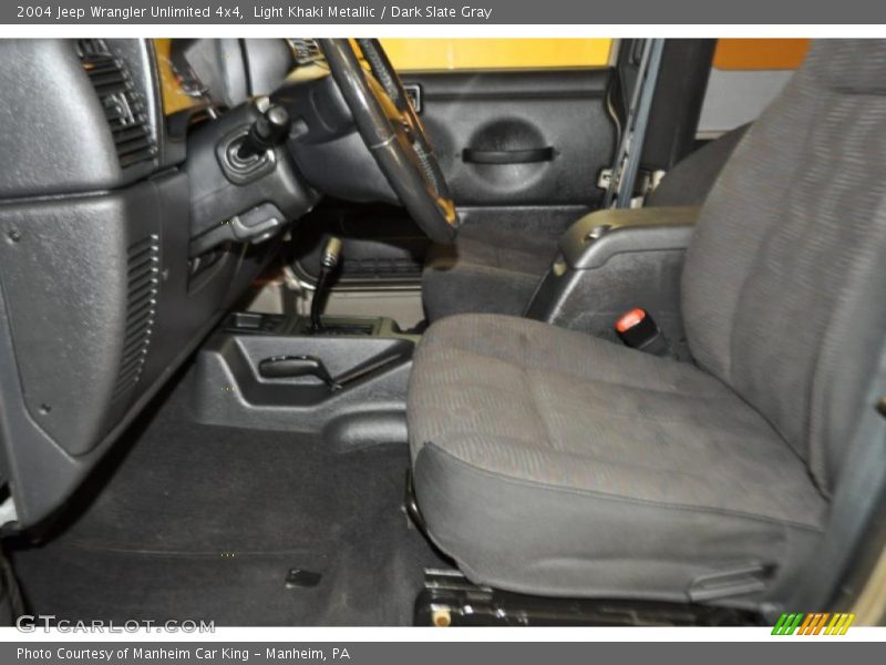 Light Khaki Metallic / Dark Slate Gray 2004 Jeep Wrangler Unlimited 4x4