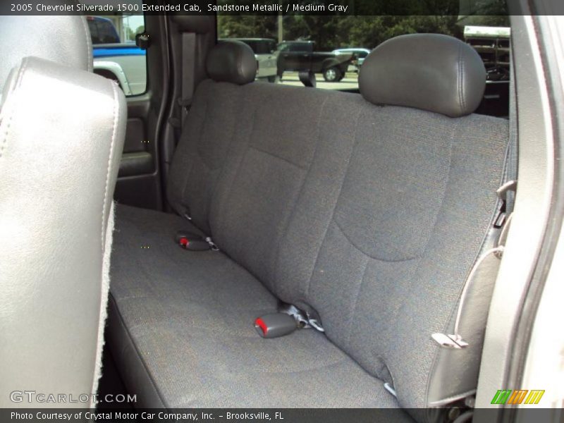 Sandstone Metallic / Medium Gray 2005 Chevrolet Silverado 1500 Extended Cab