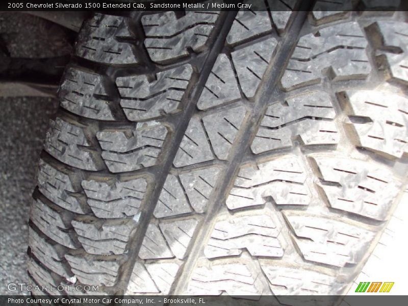 Sandstone Metallic / Medium Gray 2005 Chevrolet Silverado 1500 Extended Cab