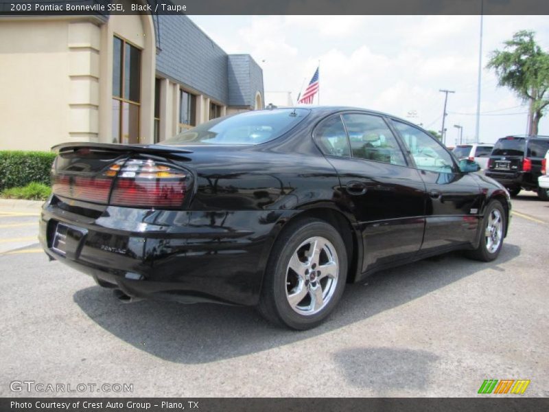 Black / Taupe 2003 Pontiac Bonneville SSEi