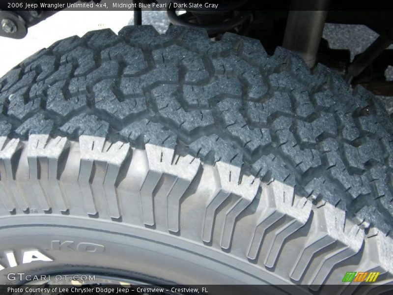 Midnight Blue Pearl / Dark Slate Gray 2006 Jeep Wrangler Unlimited 4x4