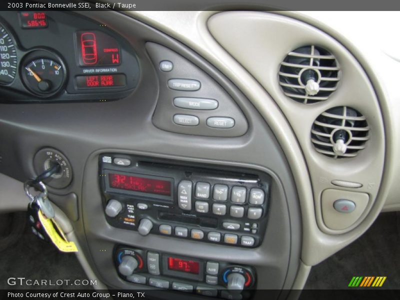 Black / Taupe 2003 Pontiac Bonneville SSEi