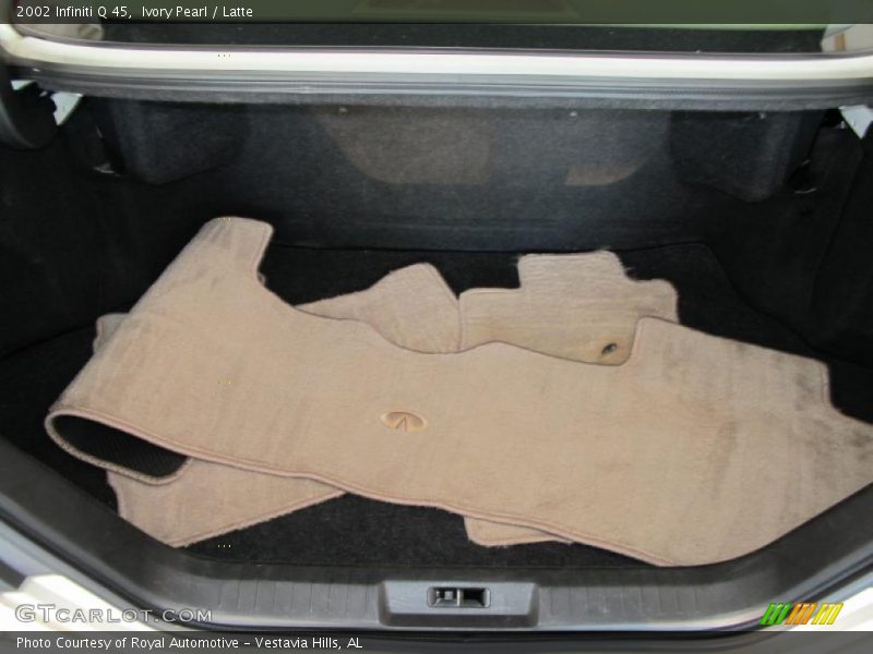 Ivory Pearl / Latte 2002 Infiniti Q 45