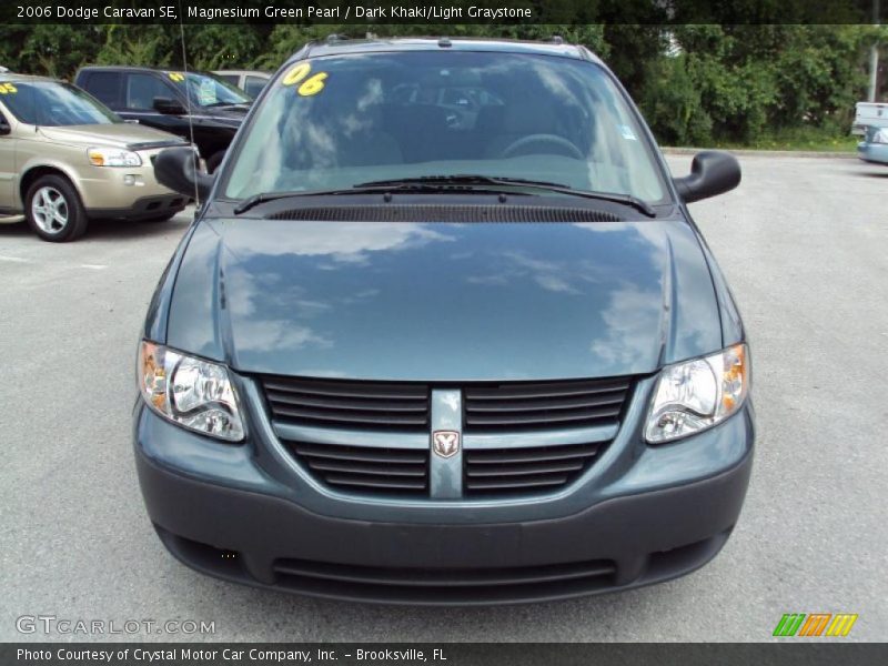 Magnesium Green Pearl / Dark Khaki/Light Graystone 2006 Dodge Caravan SE